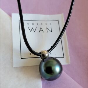 Robert Wan Tahitian Black Pearl Necklace